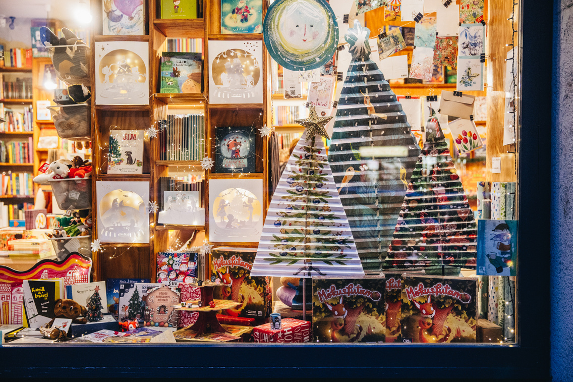 karacsonyi kirakatok 251208 majorkata-6