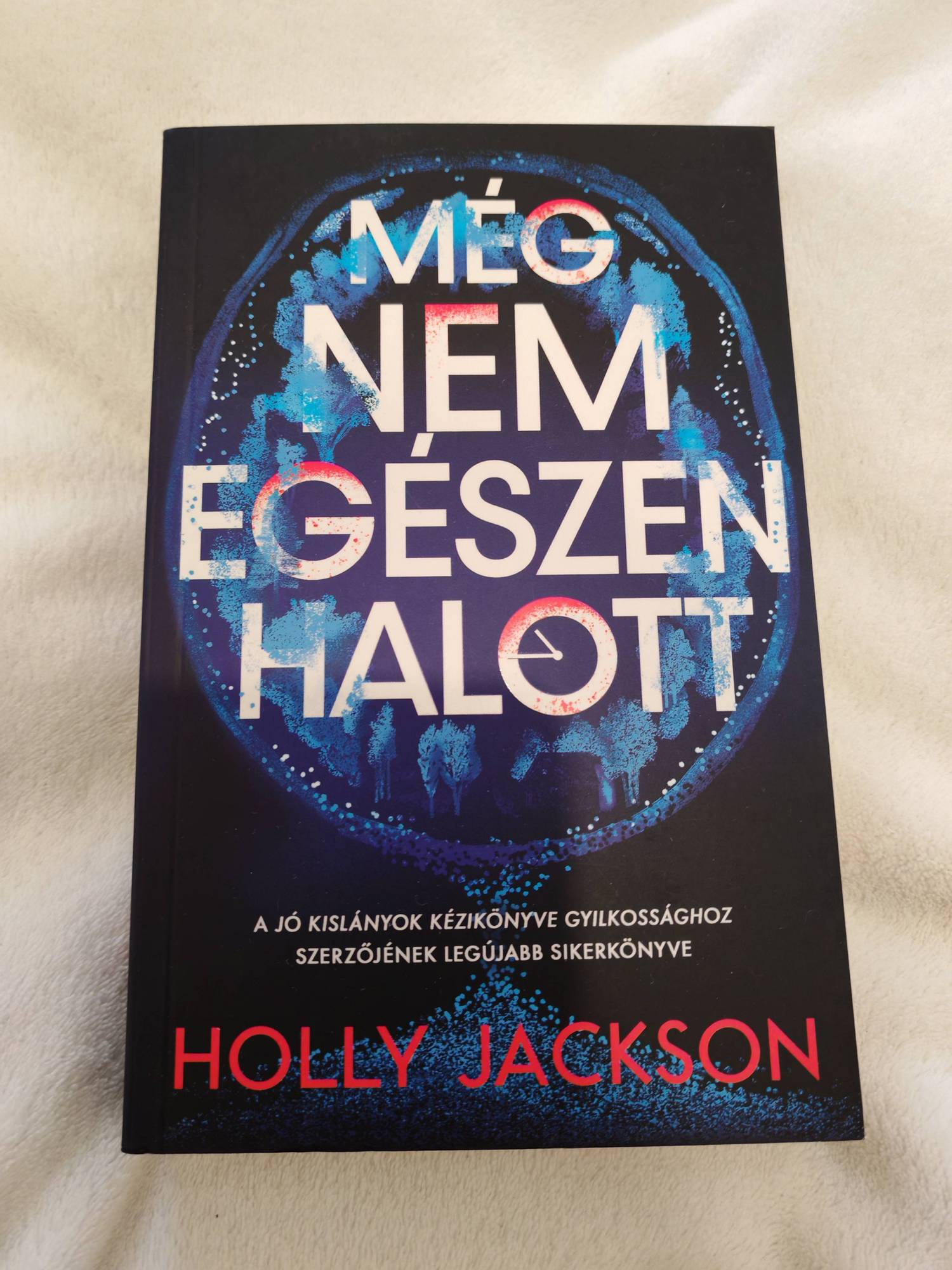 meg nem egeszen halott