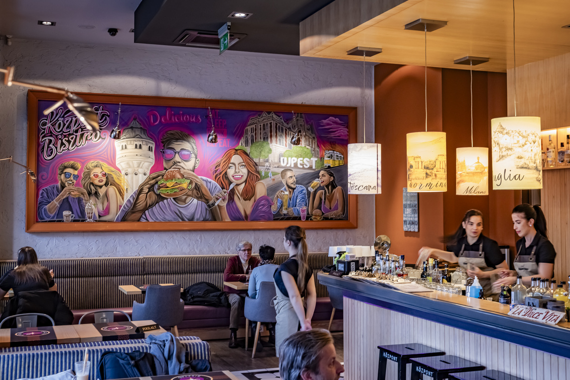 Központ Bisztró 251215 Szabó Gábor 019