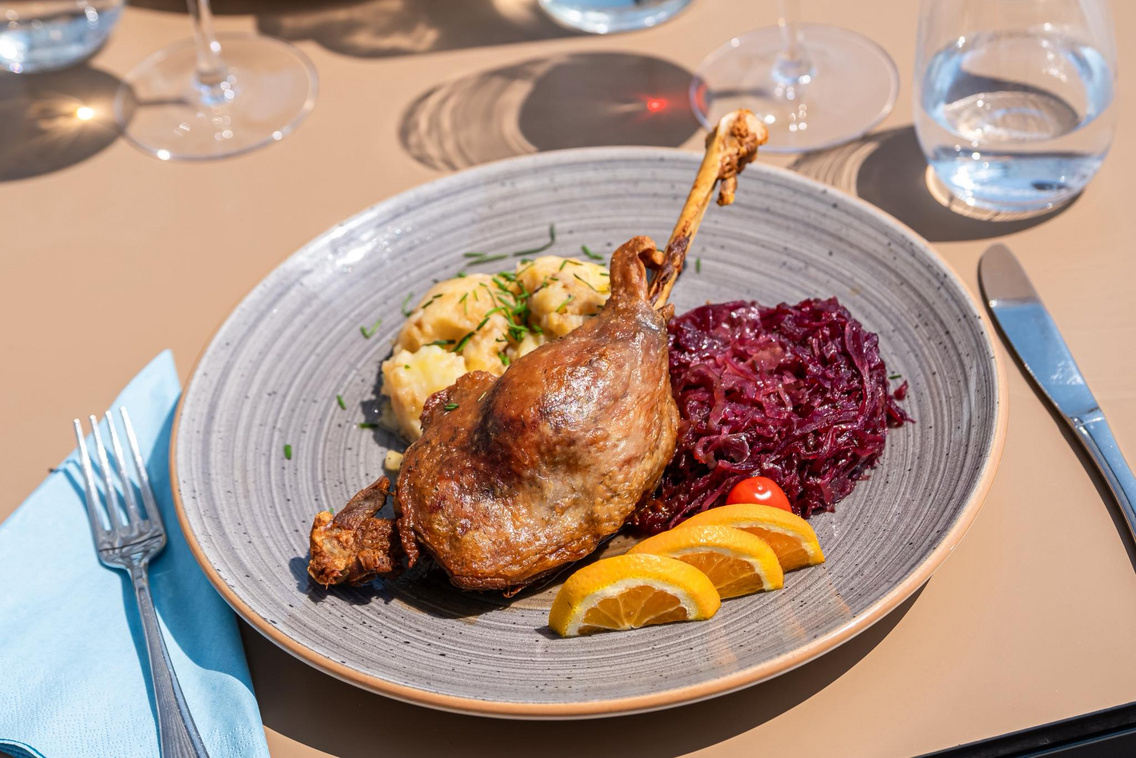 589282140 1438579461606097 2391860541409330986 n