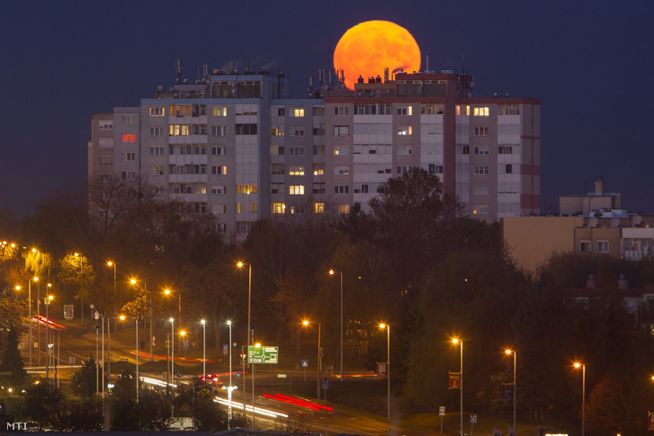 Telihold Nagykanizsa felett 2016. november 14-én