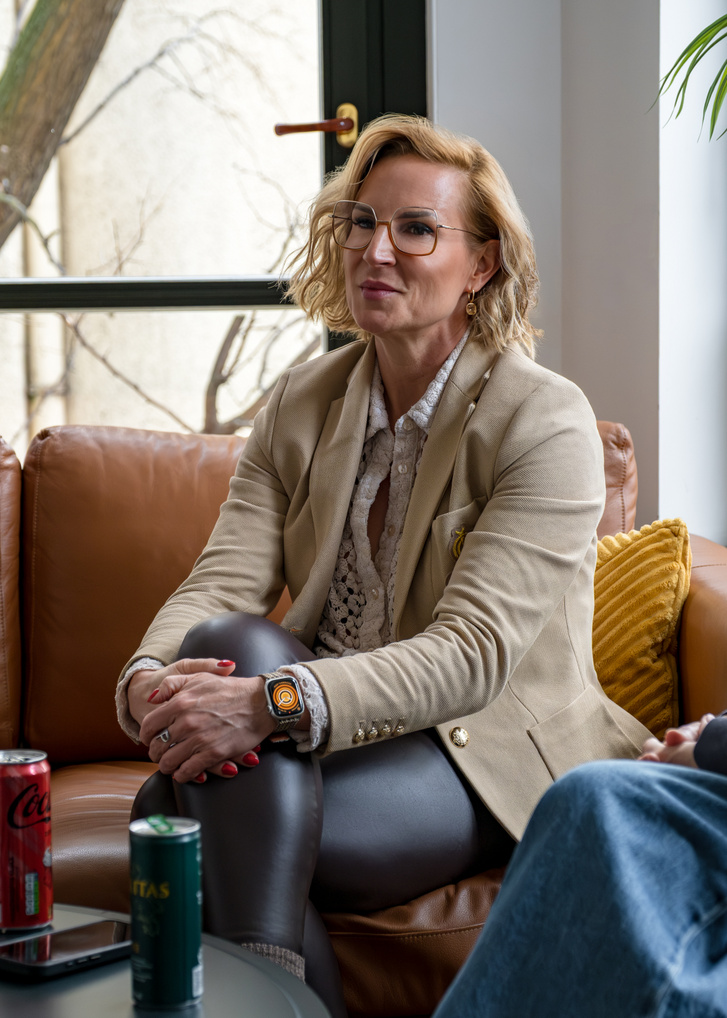 Váczi Heni, a whitedog media directora