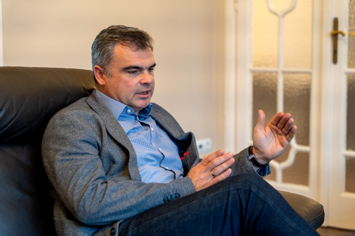 Vaszily Miklós szerint a TV2 Csoport számára egyelőre jobban megéri a lineáris tévére építeni