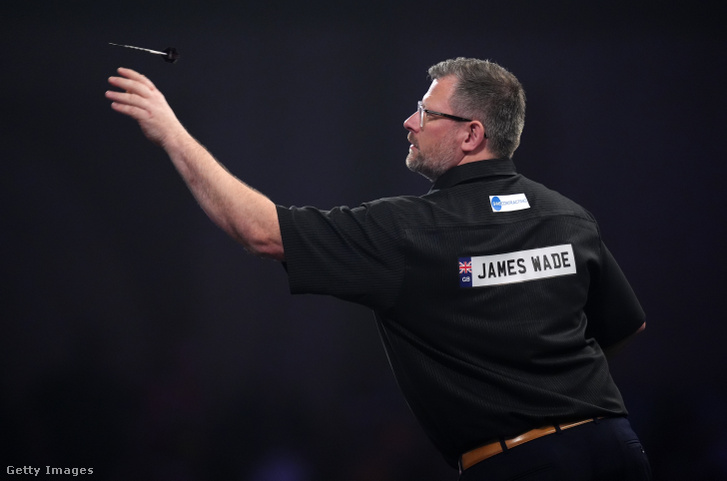 James Wade a londoni Alexandra Palace-ban zajló PDC tarts-világbajnokság második fordulójában, hétfőn.