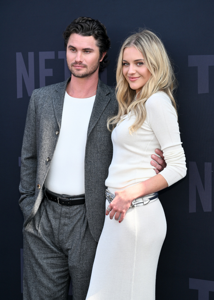 Kelsea Ballerini és Chase Stokes&nbsp;Chase Stokes és Kelsea Ballerini 2025 szeptemberében szakítottak több mint három év együttlét után