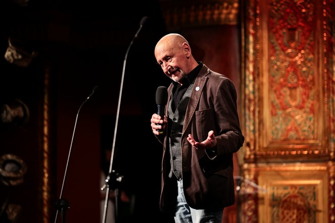 Reviczky Gábor: Rajta voltam az úton, ami a halálba vezet