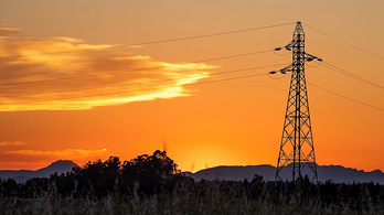 Ez minden magyar háztartást érinthet: olyan változás jön, ami az áramárat is befolyásolja