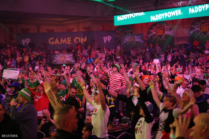 2026-01-01T202237Z 632593673 UP1EM111KLMWV RTRMADP 3 DARTS-BRITA