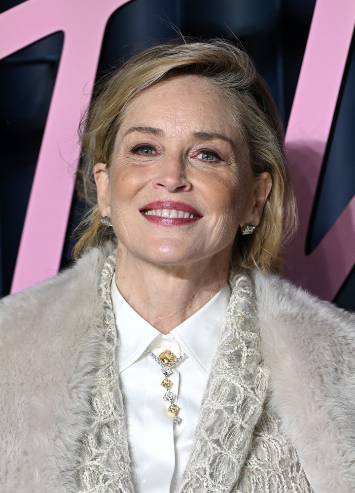 Sharon Stone&nbsp;Sharone Stone-nak több halálközeli élménye is volt, de talán az egyik legdurvább, hogy még tizenévesen villámcsapás érte