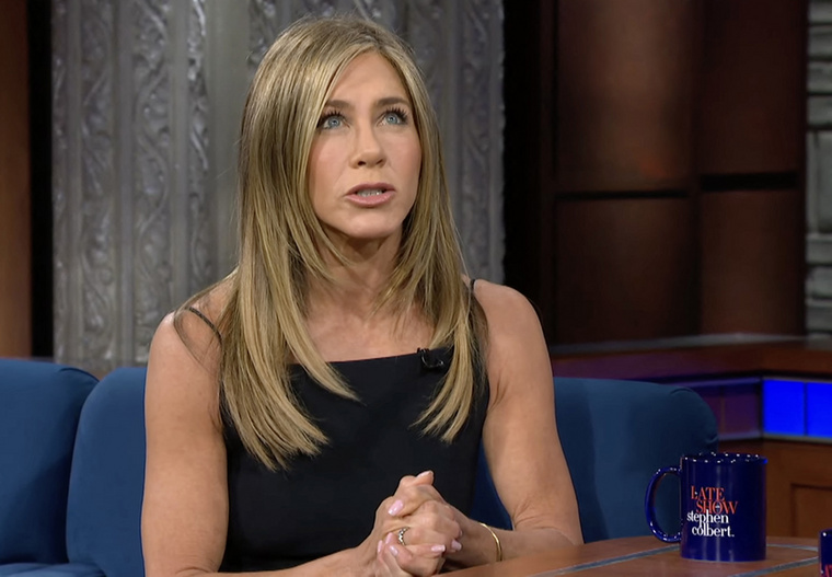 Jennifer Aniston&nbsp;Kislányként Jennifer Anistonnak ijesztő élményben volt része, miközben egy medence közelében triciklizett