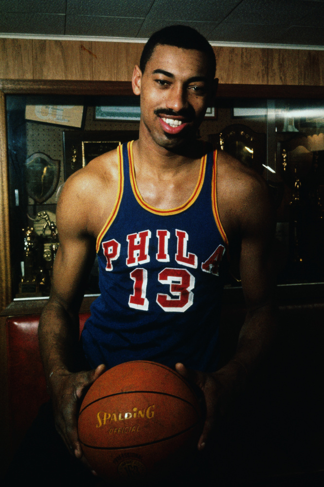 Wilt Chamberlain1991-es, A View from Above című könyvében az egykori NBA játékos állította, hogy élete során 20 000 különböző nővel feküdt le