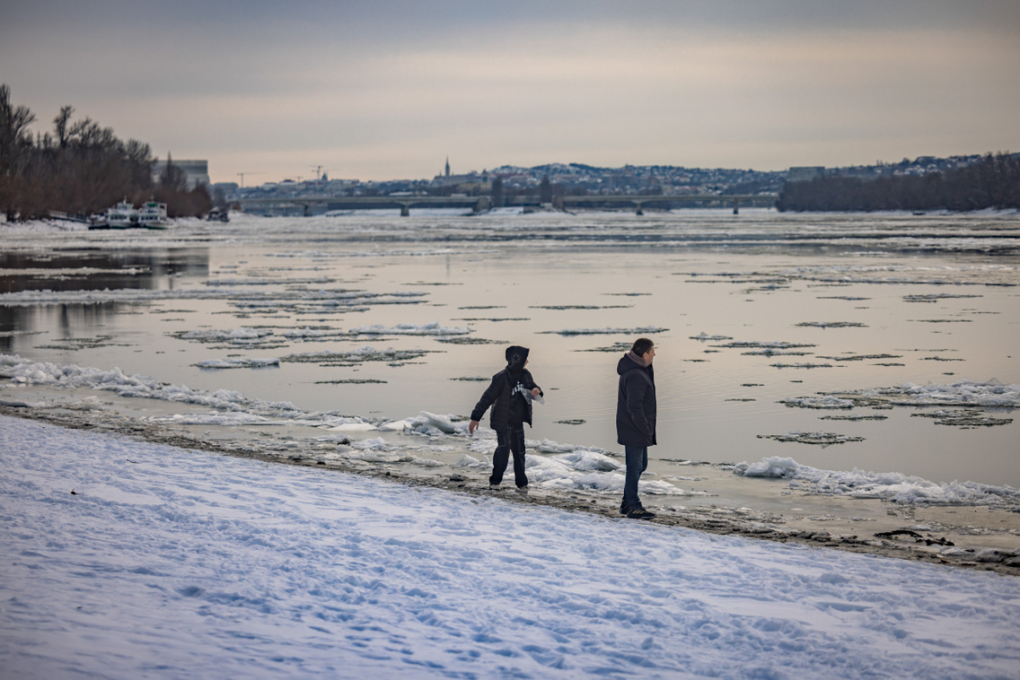 Jégzajlás Budapest260112 Szabó Gábor 010