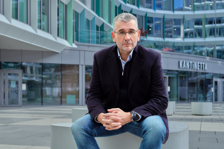 Dr. Kóka János: „Egy rosszul szervezett egészségügyben a legjobb orvos is csak tüzet olt”