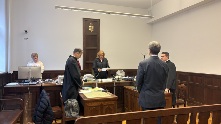 A tárgyalás F. Tivadar ügyében