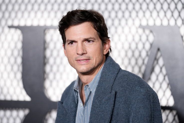 Kíméletlen döntés: Ashton Kutchert meglepő dolog miatt rúgta ki a Gucci