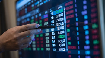 Az OTP már belőtte az idei forintárfolyamot – ennyivel számolnak év végére