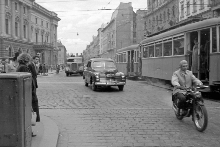 Az autó, amivel a Szovjetunió önmagát ünnepelte