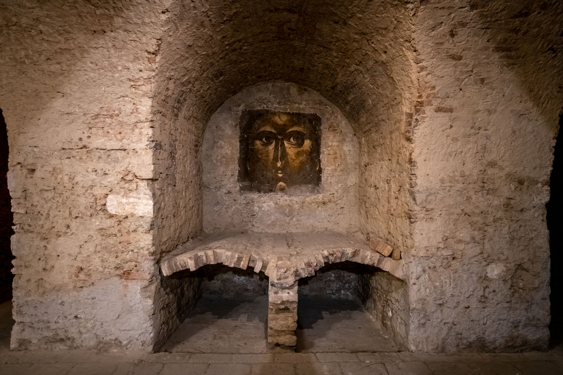 Zichy Miklós és intézője kislányának egykori sírhelye