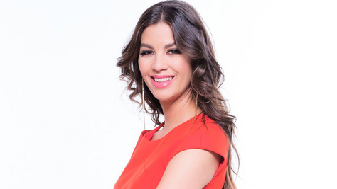 Ördög Nórát a köldökig kivágott estélyiben fel se ismertük: a végzet asszonya