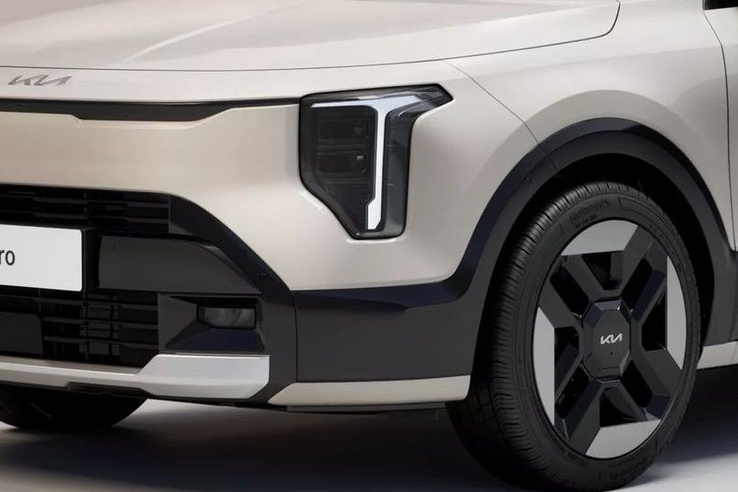 Finomabb arcvonásokat kapott a frissített Kia Niro