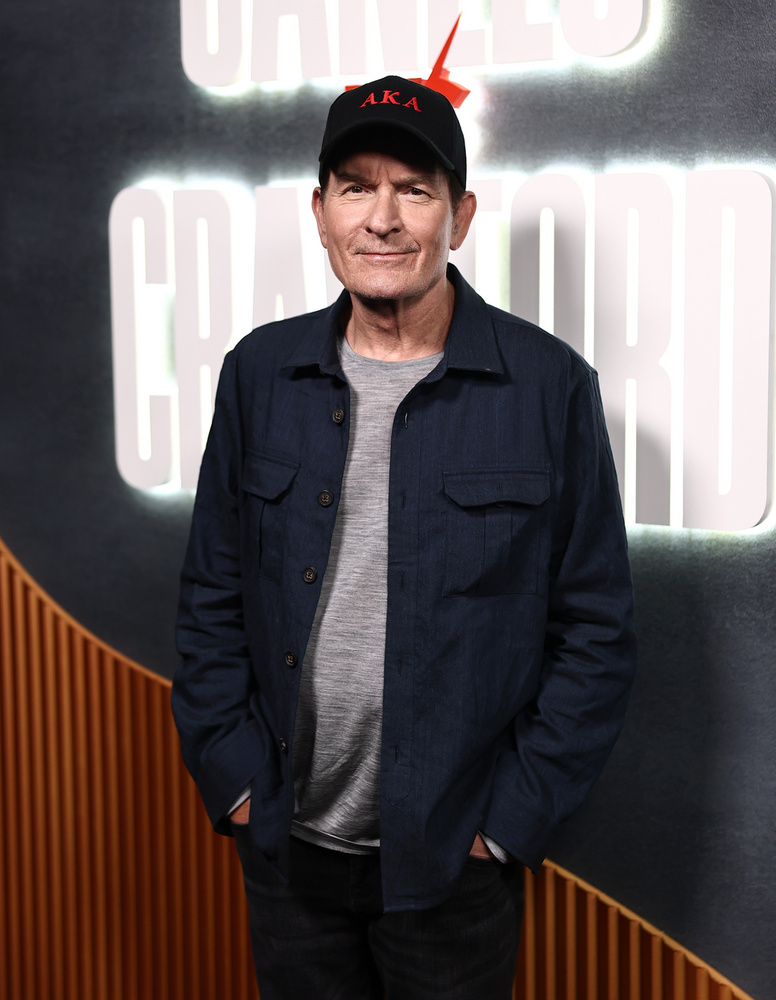 Charlie SheenCharlie Sheen 47 éves volt, amikor 2013-ban megszületett unokája, Luna