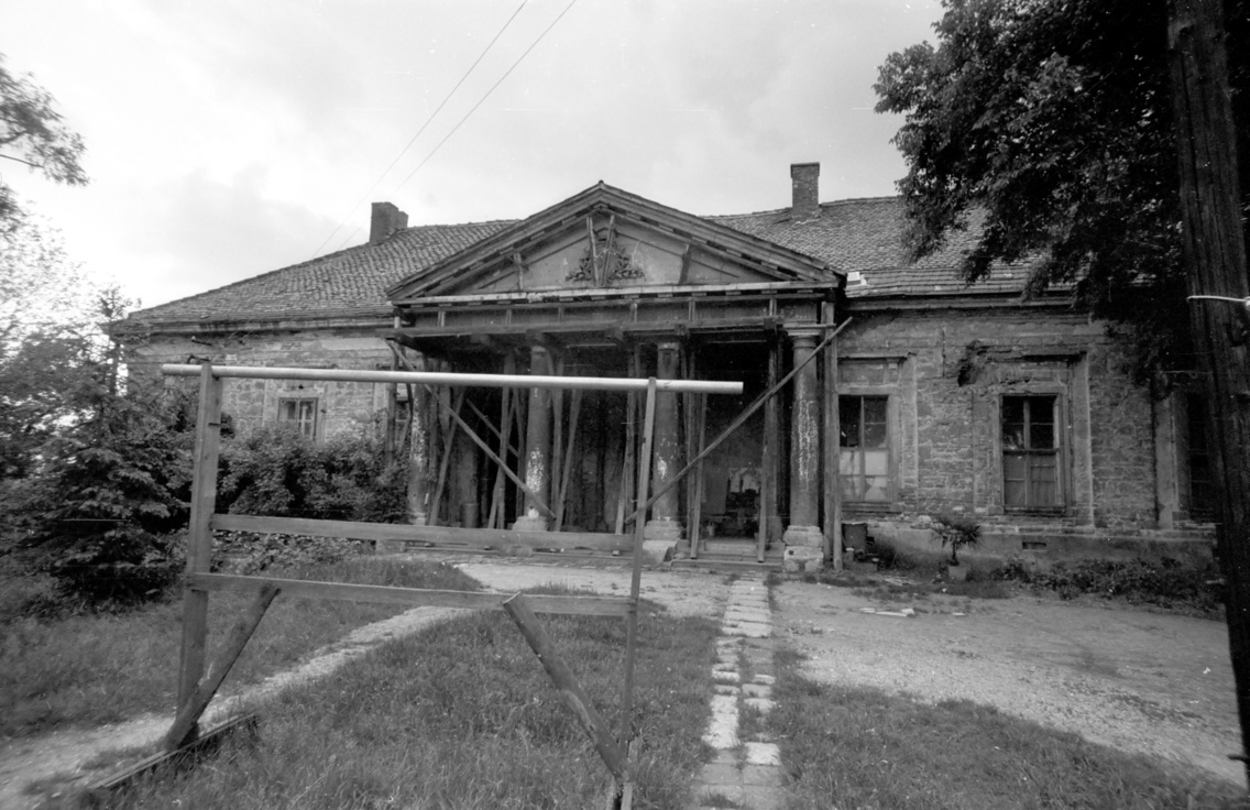 Cziráki utca 12., Gizella-kastély, 1979