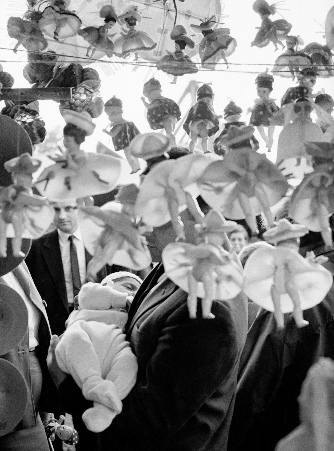 A rákosszentmihályi búcsúban, 1960