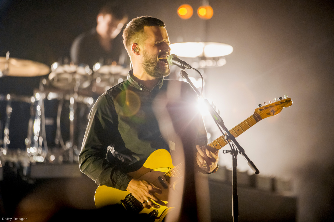 white lies GettyImages-1696873015