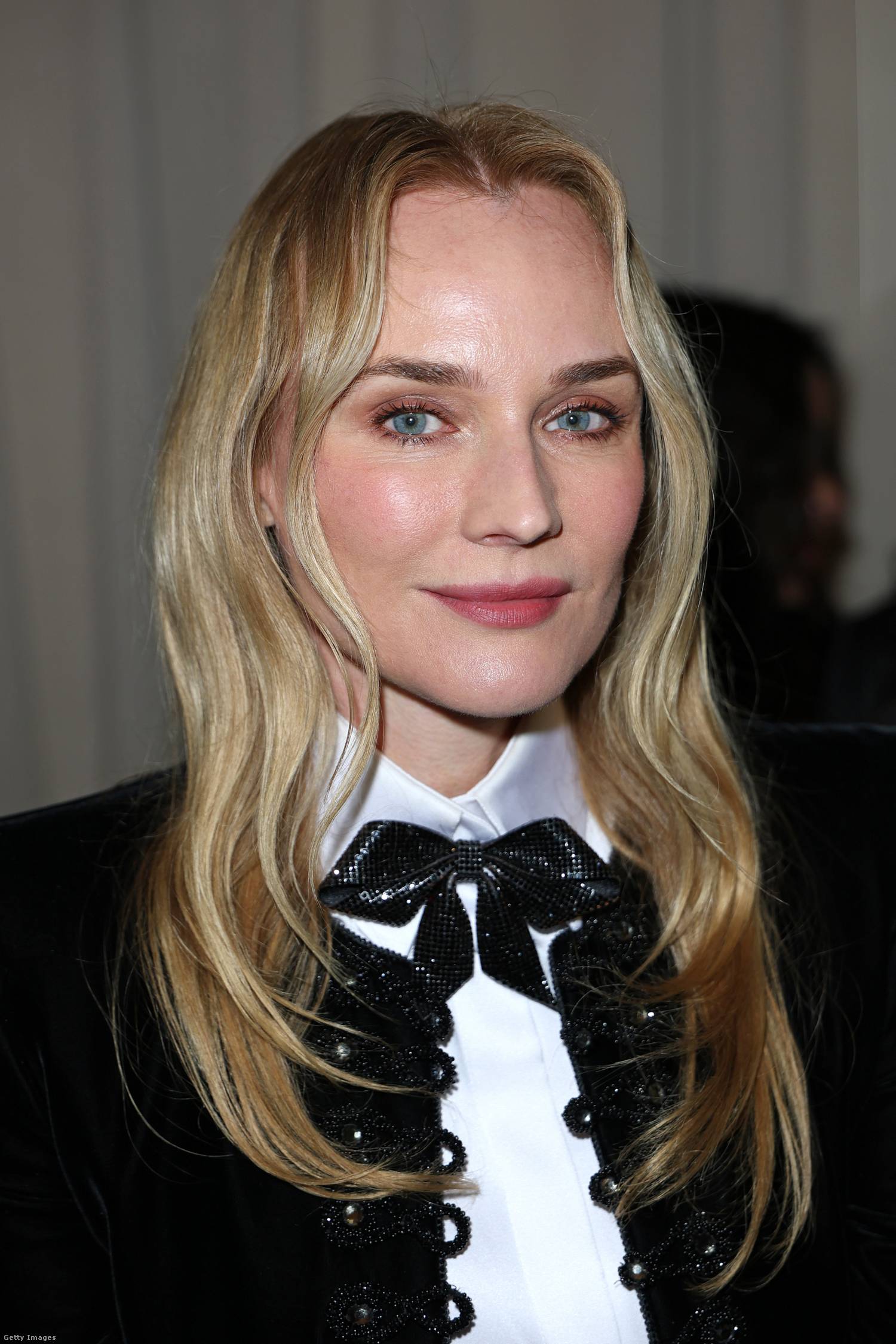 Diane Kruger eredetileg nem is színészi pályára készült, fiatalon balerinának tanult, ám egy sérülés kettétörte táncos álmait. Ezt követően a modellkedés felé fordult, majd hamarosan a filmvilág is felfigyelt rá.