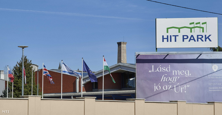 A Hit Park, a Hit Gyülekezete székhelye a fõváros X. kerületében a Gyömrői úton