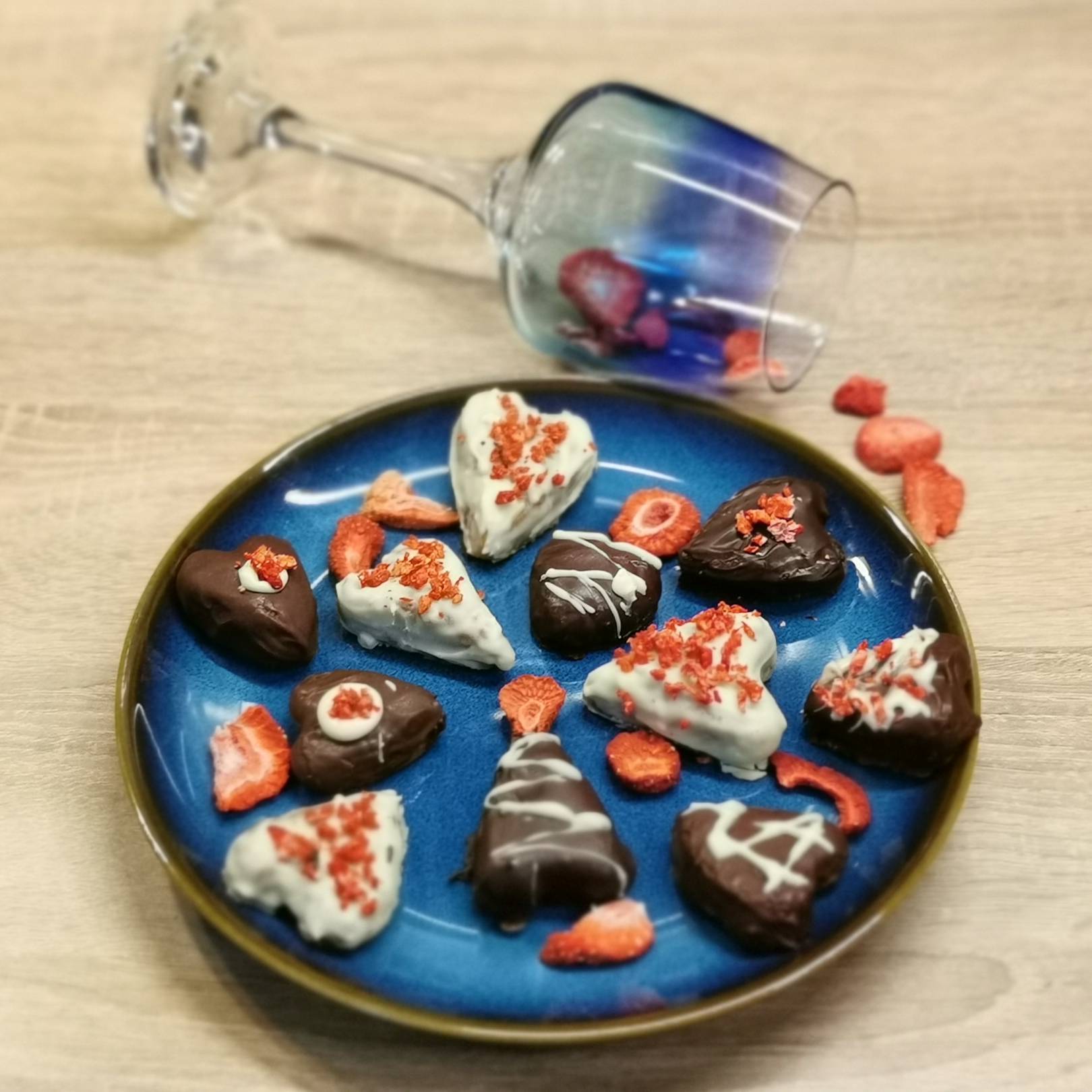 A zserbószívek sütés nélkül varázsolják az asztalra a zserbó klasszikus ízét, immáron új köntösben.