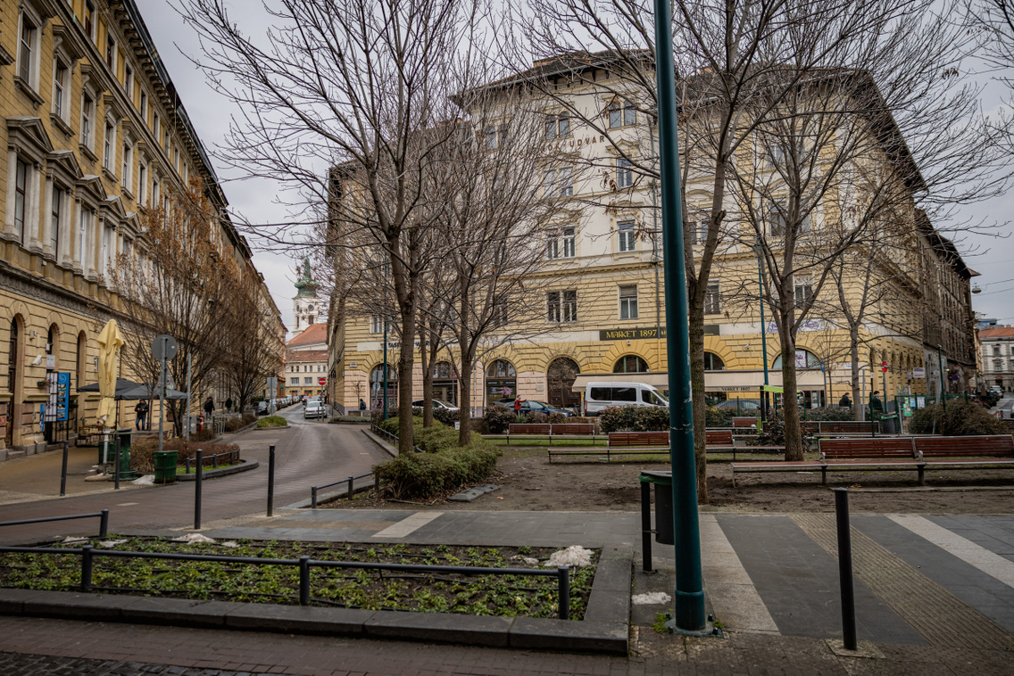 Csarnok tér 260205 Szabó Gábor 044