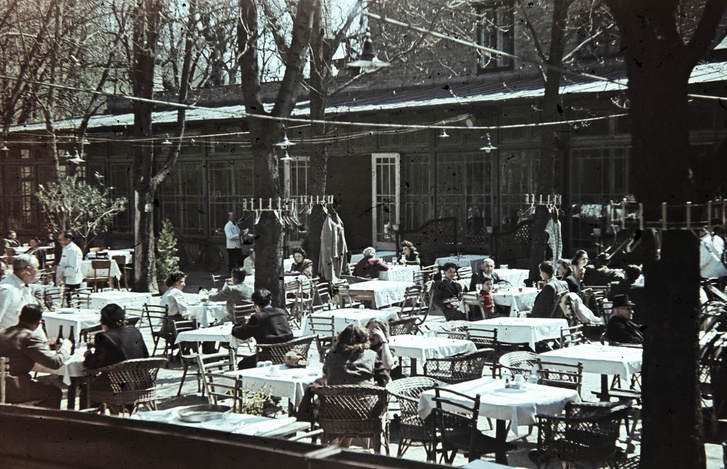 Balázs Vendéglő a Hűvösvölgyi (Hidegkúti) úton 1941-ben