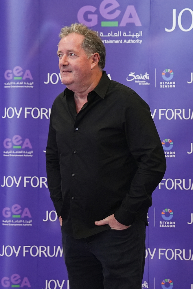 Piers Morgan&nbsp;A televíziós személyiség neve 10 alkalommal bukkan fel az iratokban.