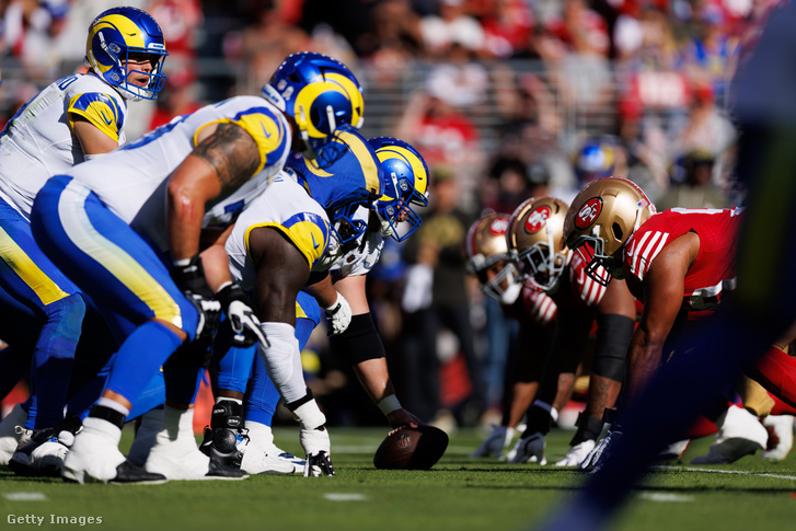 A két kaliforniai csoportrivális ezúttal több mint 12 ezer kilométerre utazik el, hogy találkozzon egymással