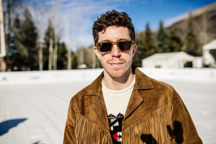 Shaun White (snowboard, USA – mentor/ikon) – 2,4 millió követőBár Shaun White 2026-ban már nem versenyez aktívan, jelenléte Milánóban pótolhatatlan