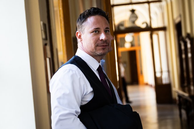 „Én szóltam az államtitkár úrnak, hogy nevezzék már ki” – folytatódott a Schadl–Völner-per