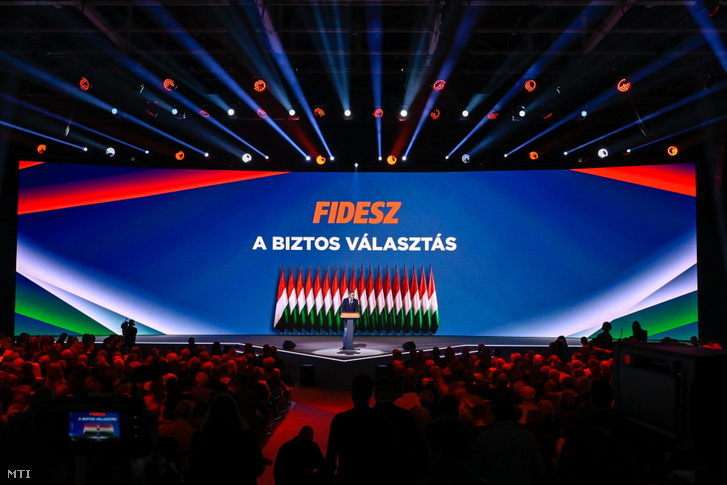 Kocsis Máté, a Fidesz frakcióvezetője beszédet mond a párt kongresszusán a budapesti Hungexpón 2026. január 10-én