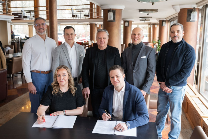 Nell Béla, Nagy Gábor, Ruffy-Varga Gábor, Kőrössy Zoltán, Tóth Roland, Andó Bea és Ruffy-Varga Miklós