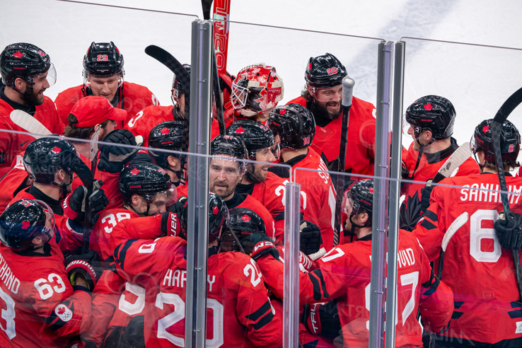 Kanada túlórás horrort követően jutott elődöntőbe a férfi hokitornán, Milánó egyenlített