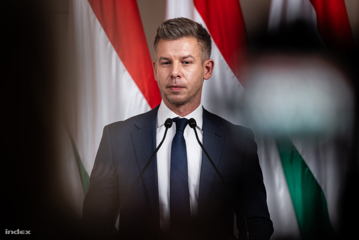 Magyar Péter 2026. január 5-én