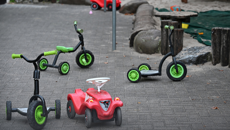 Történelmi pillanat, a Tisza és a Fidesz egyként küzd az óvodabezárások ellen