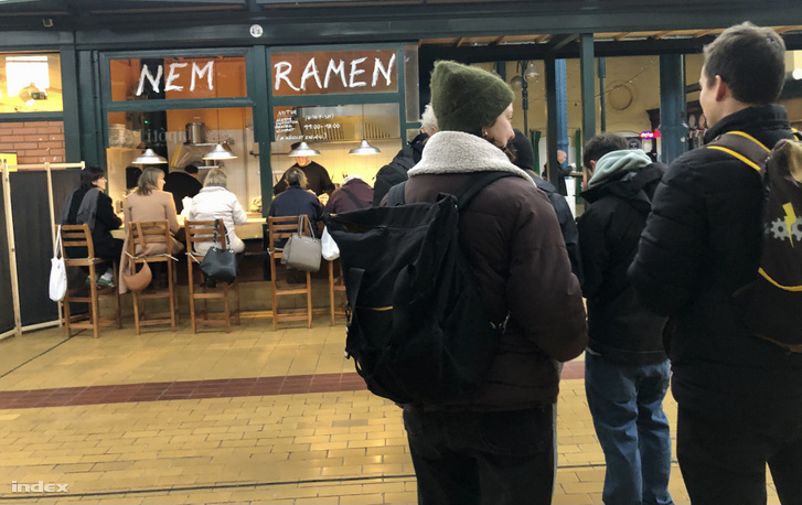 Nem Ramen a Rákóczi téri csarnokban