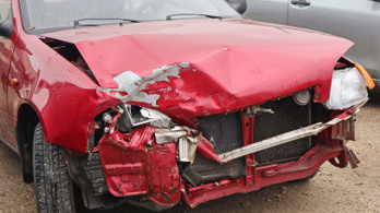 70 ezer autósnak ketyeg az óra, sokba fájhat nekik, ha nem lépnek