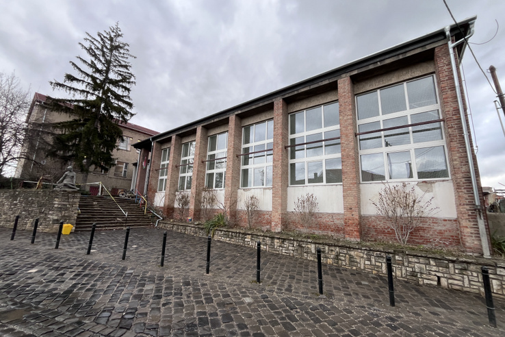 15 éves fiú készült iskolai mészárlásra Szentendrén, az osztályterme elől vitték el