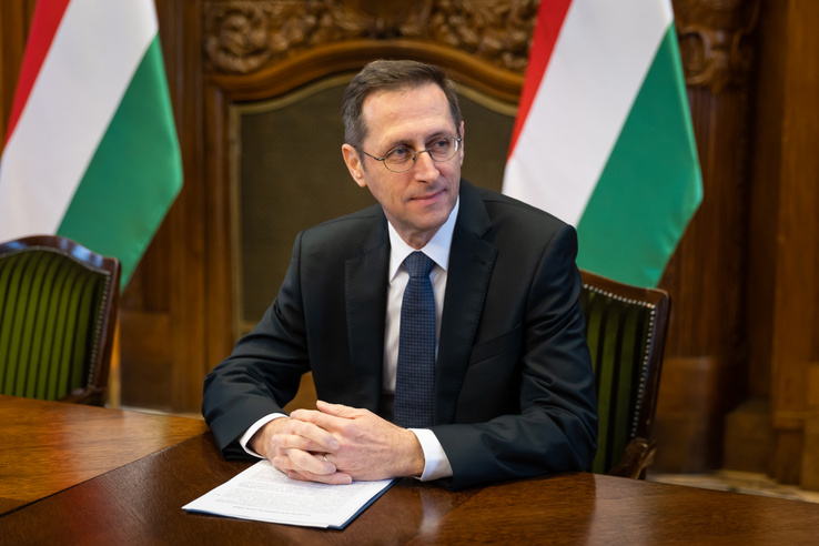 Másfél évet vártunk erre, meghozta a jegybank az&nbsp;életünket befolyásoló, <br>várva várt döntést