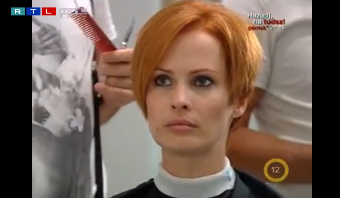 Dobó Kata rövid hajjal.png