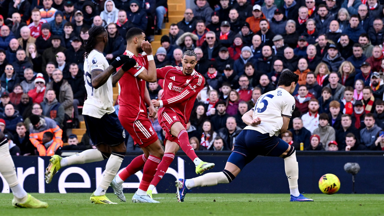 Hugo Ekitiké gólja nyitotta meg a gólcsapot