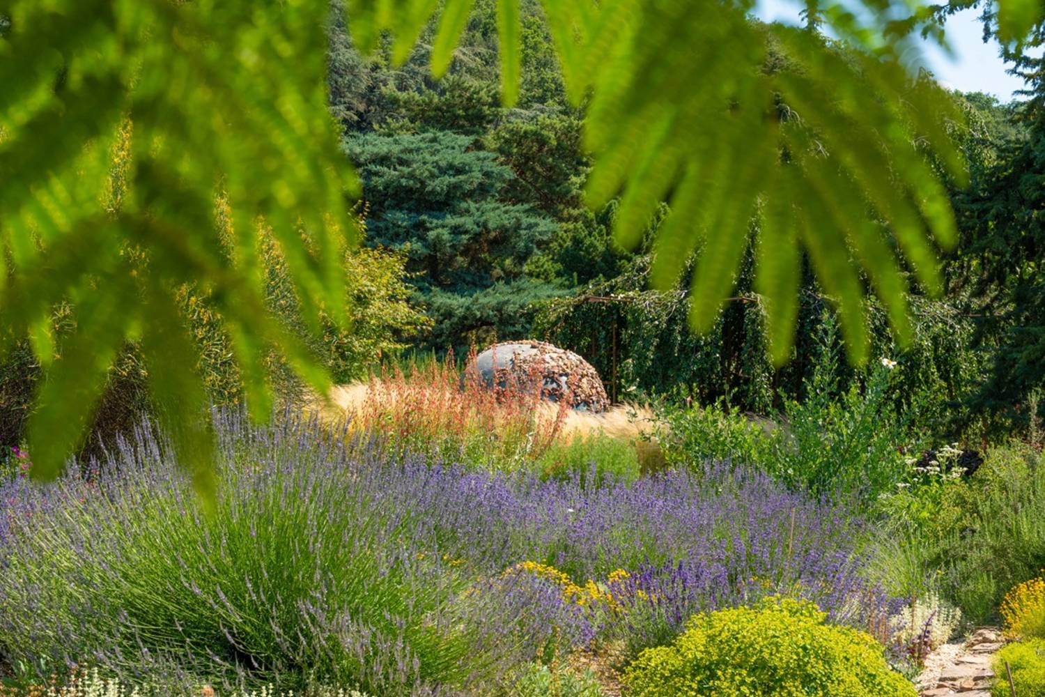 Folly Arborétum kerti látkép
