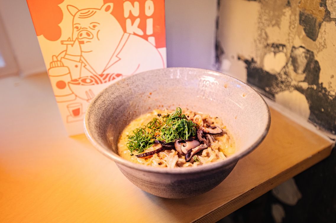 Sajtos kare ramen